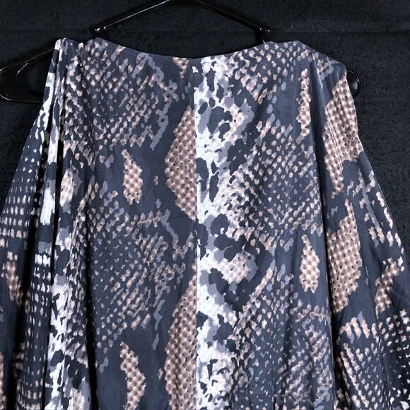 Express Womens Blouse Brown Black Snake Print V Neck Cold Shoulder Medium - Picture 12 of 13